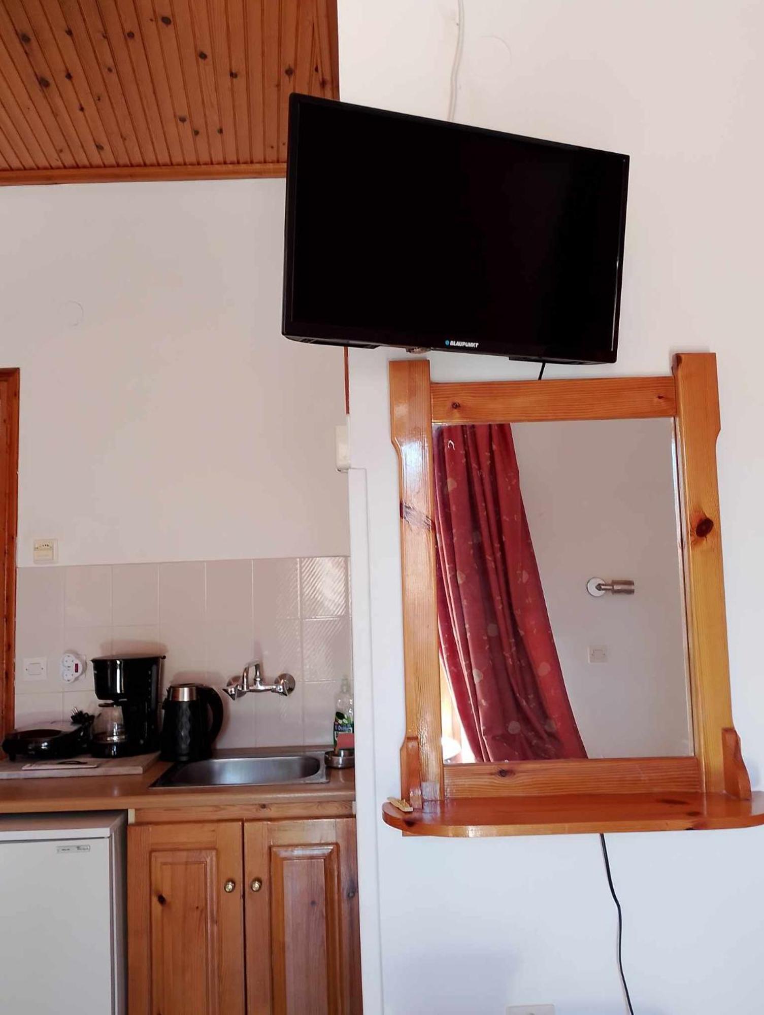 Mpaliaka Myrsini Apartment Mithimna Ngoại thất bức ảnh