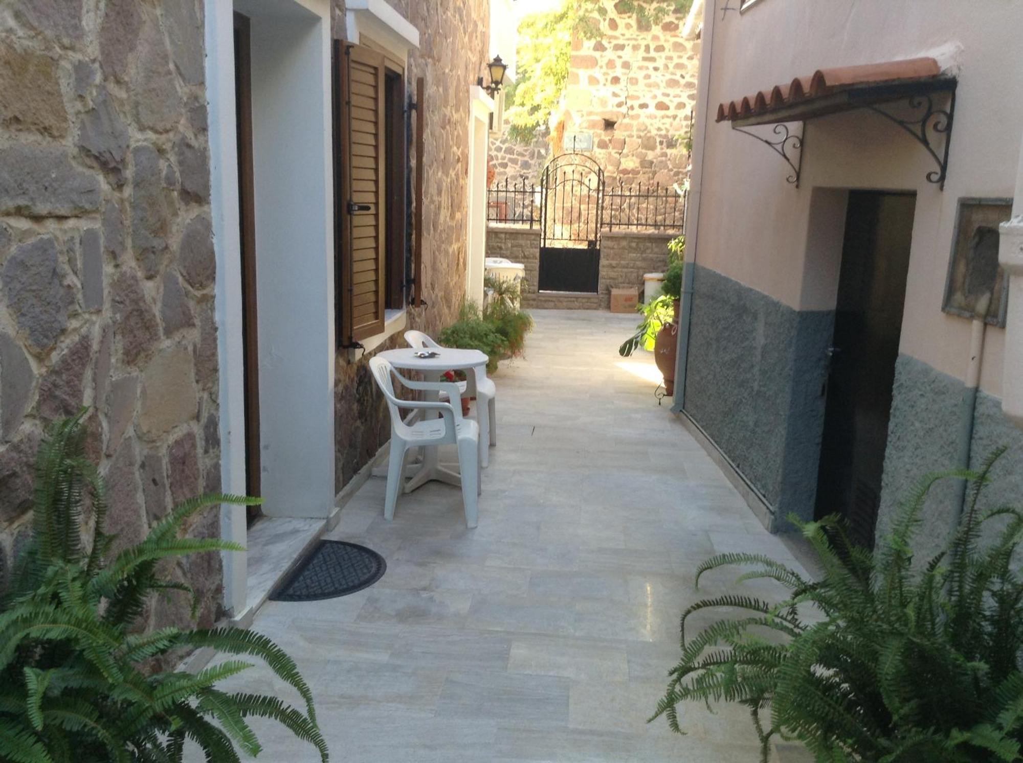 Mpaliaka Myrsini Apartment Mithimna Ngoại thất bức ảnh