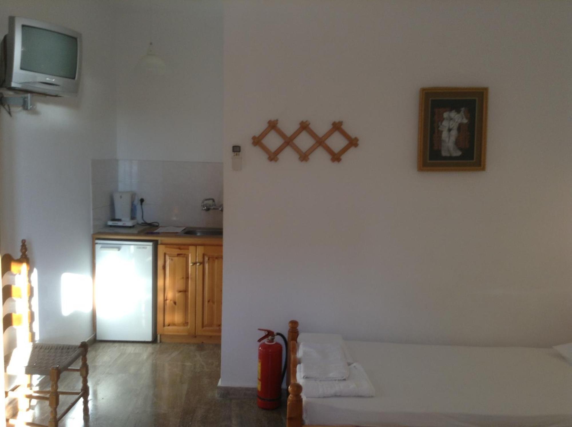 Mpaliaka Myrsini Apartment Mithimna Phòng bức ảnh