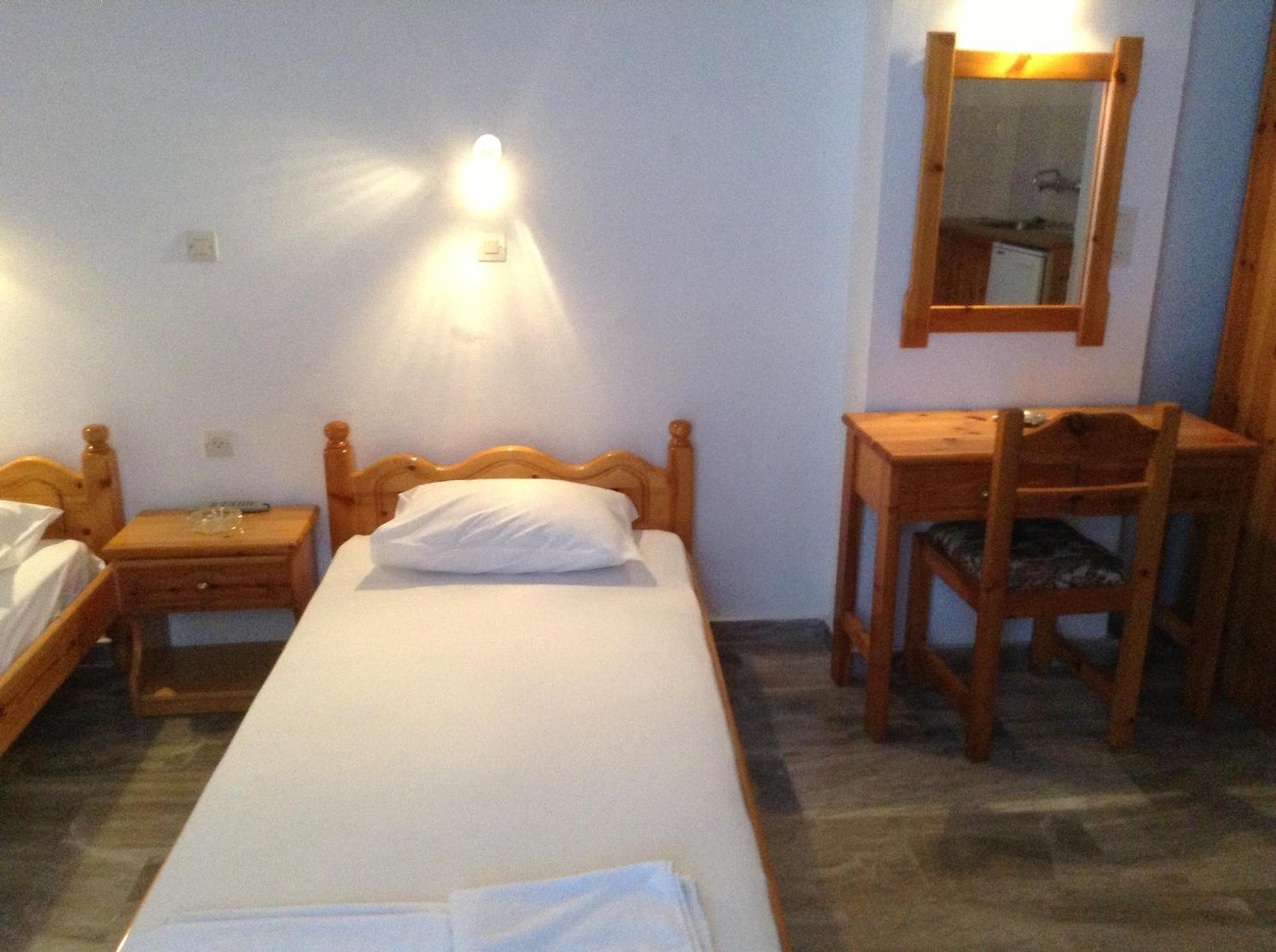 Mpaliaka Myrsini Apartment Mithimna Phòng bức ảnh